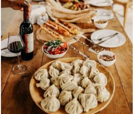 Traditional Georgian "supra" dinner!